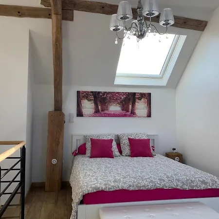 住宿加早餐酒店 Loft Entier Ferme De Mareuil A 15Min Disney 马瑞莱丝米科斯